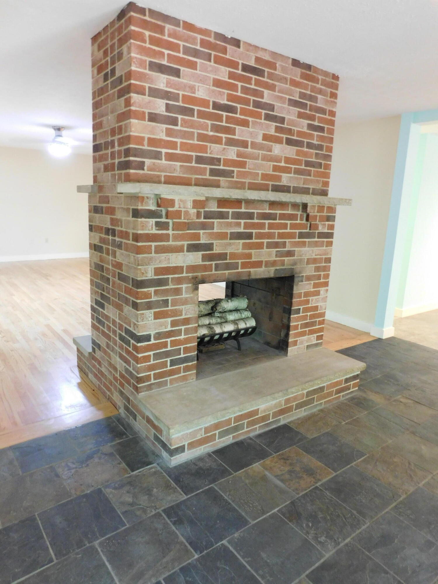 217 Railroad Avenue Springvale, ME 04083 - Photo 11 of 49 DSCN2528