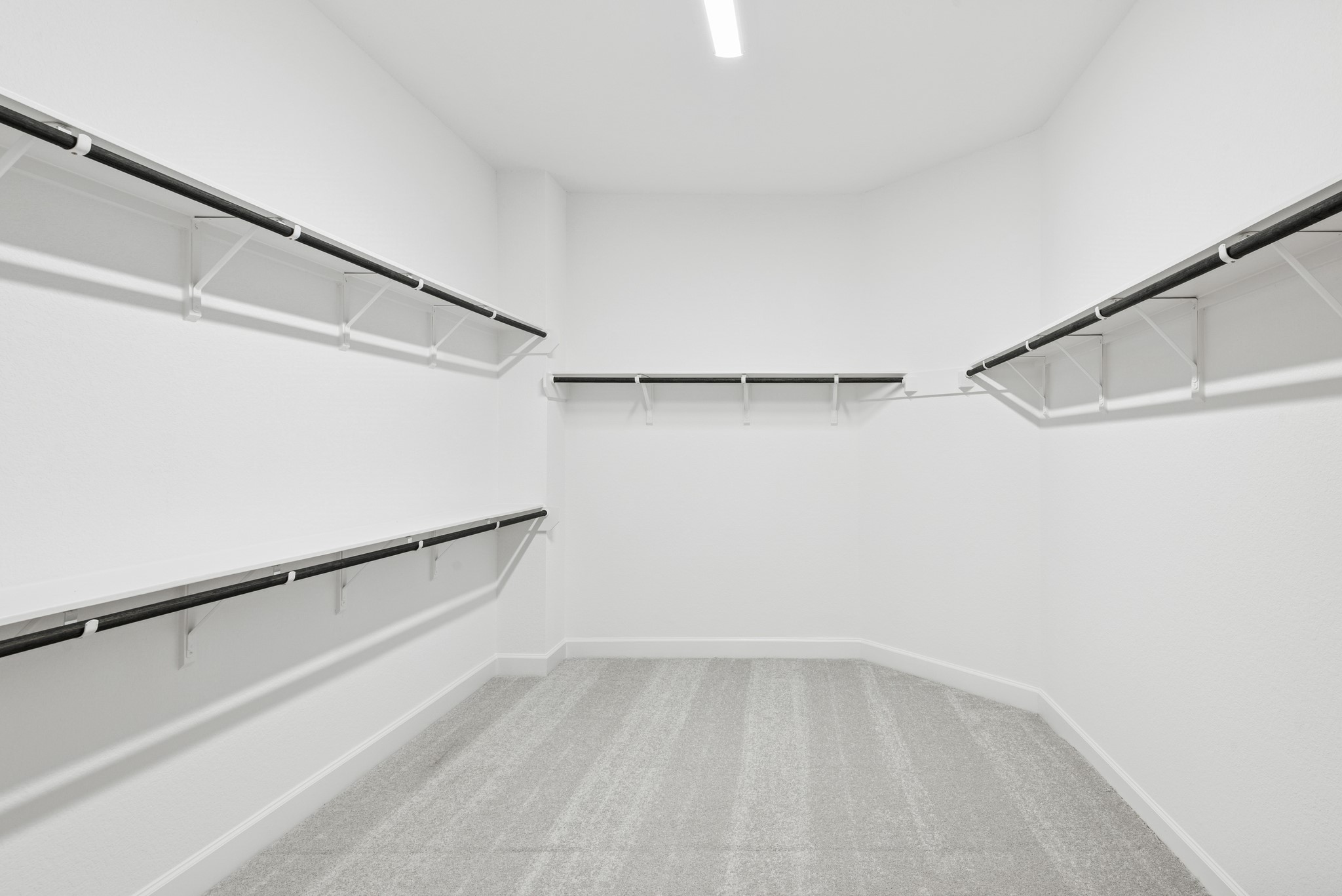 15714 Terracotta Terrace Lane Conroe, TX 77302 - Photo 41 of 47 a view of an empty walk in closet