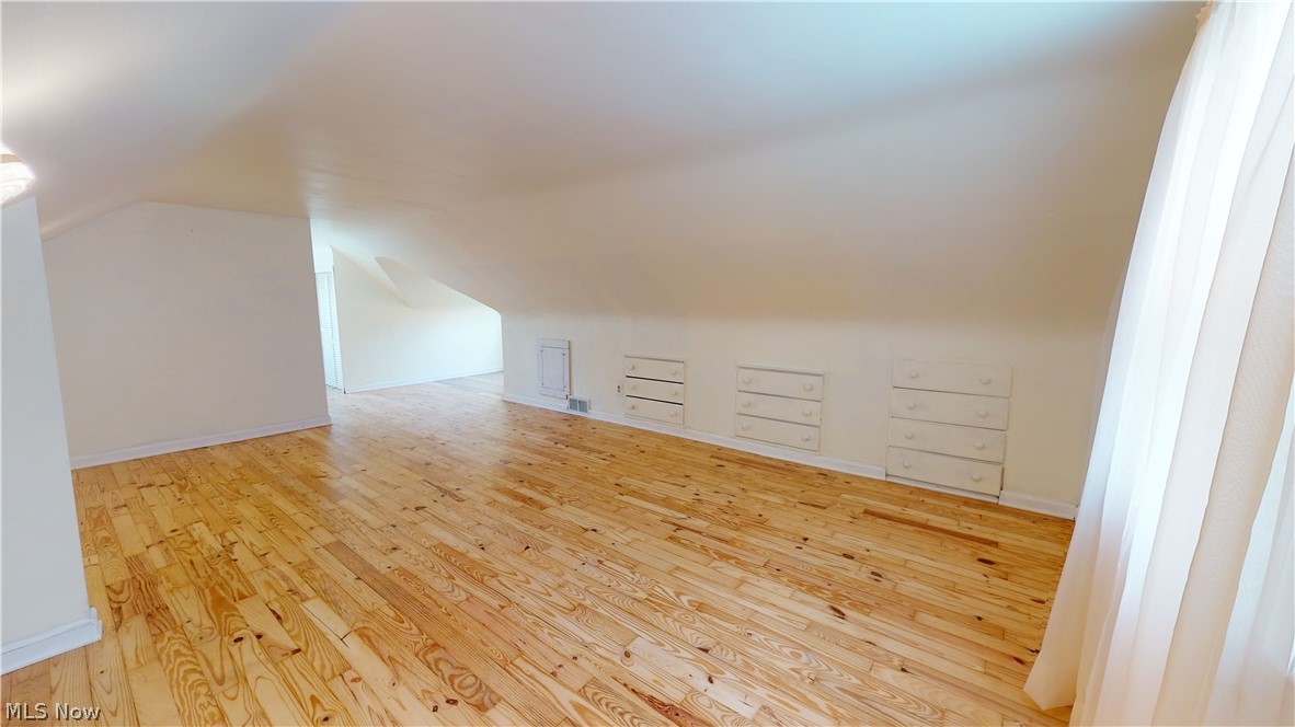 1600 Brainard Road Lyndhurst, OH 44124 - Photo 14 of 27 Master bedroom has built-in storage.....something everyone needs!