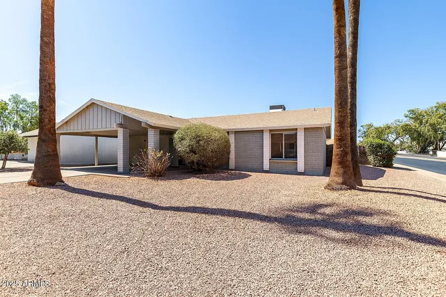 $419,900 | 2205 East Garnet Avenue, Mesa, AZ 85204