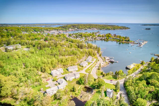 $815,500 | 30 Village Court, Unit 36, Boothbay Harbor, ME 04538