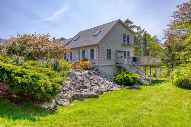 $815,500 | 30 Village Court, Unit 36, Boothbay Harbor, ME 04538