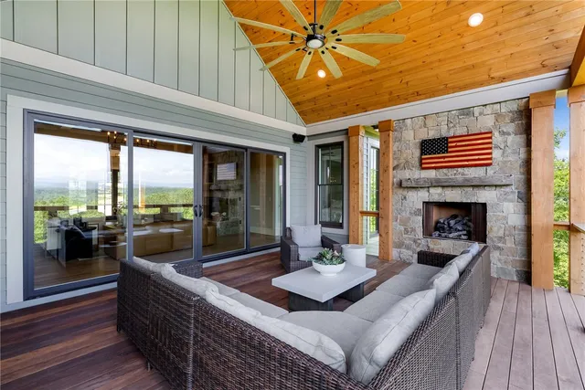 $2,685,000 | 372 Cliffs S Parkway, Salem, SC 29676