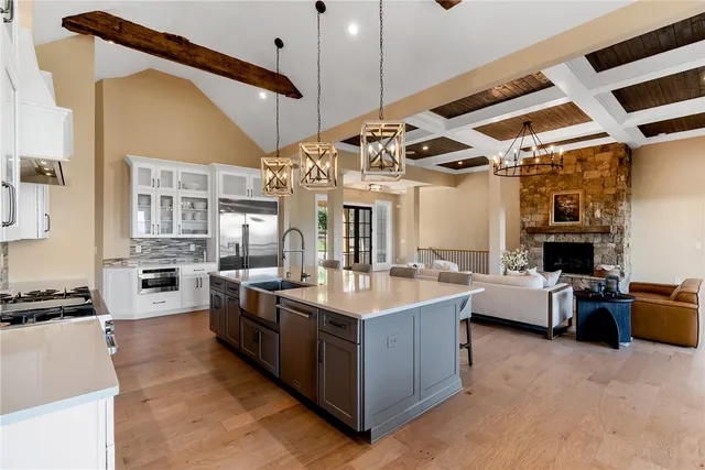 $2,685,000 | 372 Cliffs S Parkway, Salem, SC 29676