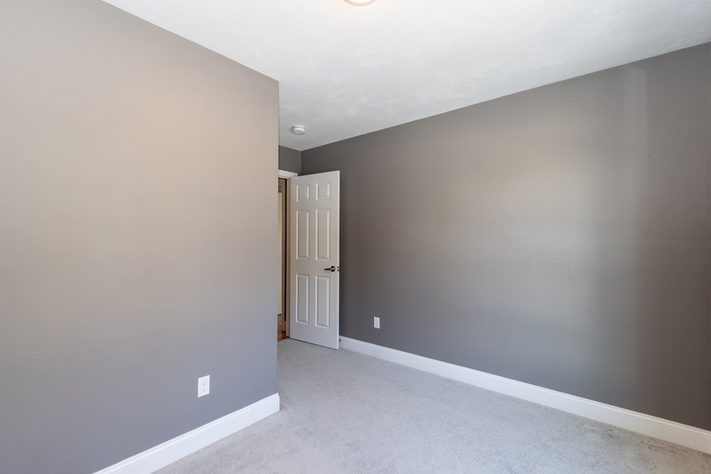 5 Ashley Road Charlton, MA 01507 - Photo 17 of 22