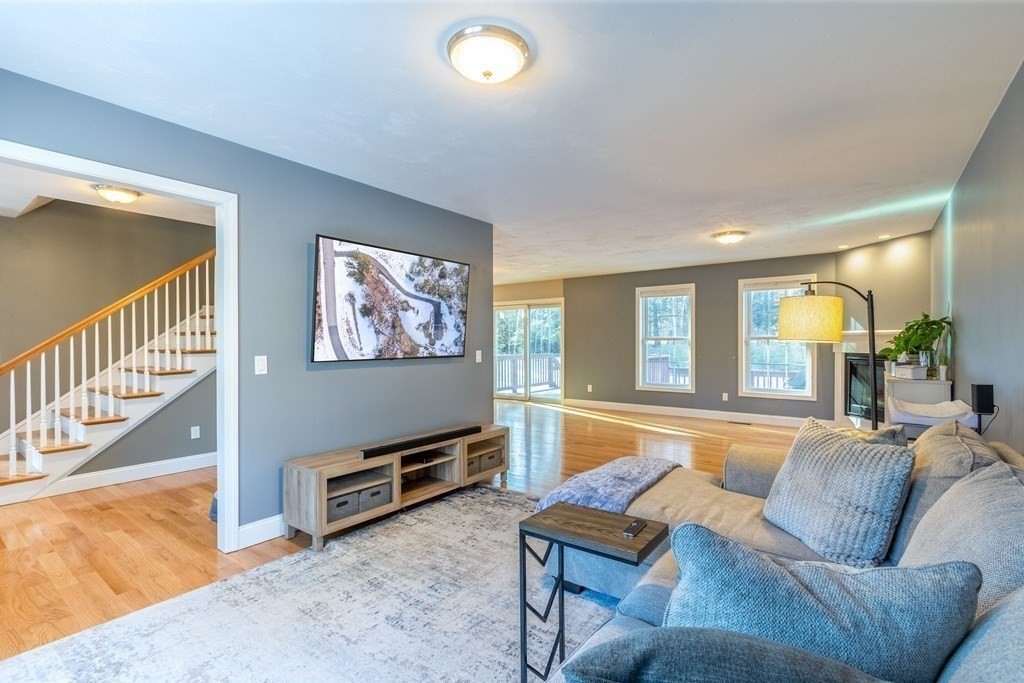5 Ashley Road Charlton, MA 01507 - Photo 10 of 22