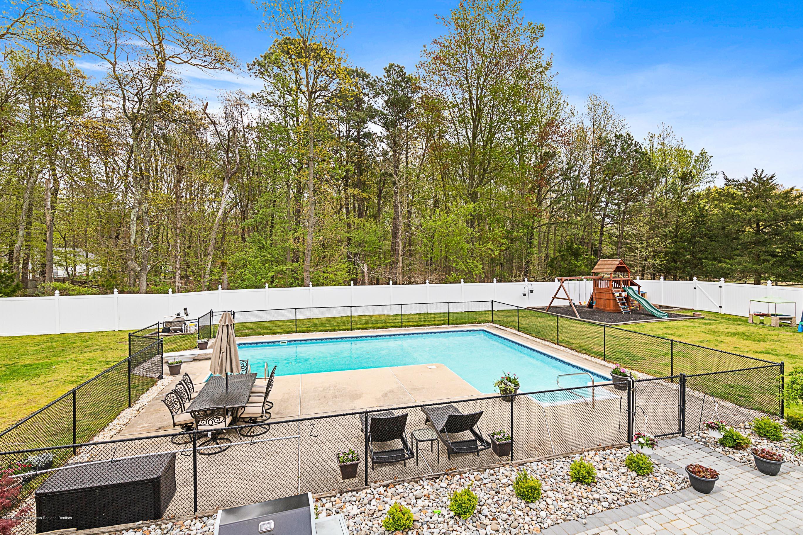643 Fort Plains Road Howell, NJ 07731 - Photo 29 of 41 643FortPlainsOnline-54