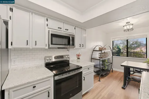 $480,000 | 1359 Hull Lane, Martinez, CA 94553