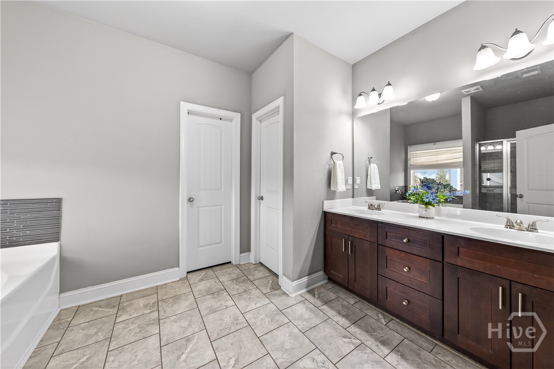 4772 Fairways Lane Jefferson, GA 30549 - Photo 15 of 55