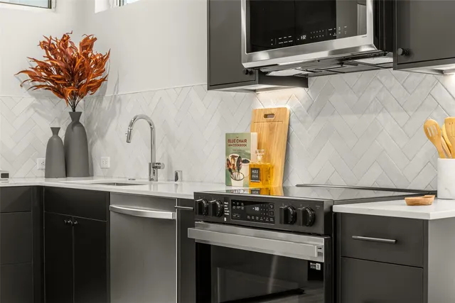 $659,900 | 8045 G Mary Avenue Northwest, Seattle, WA 98117