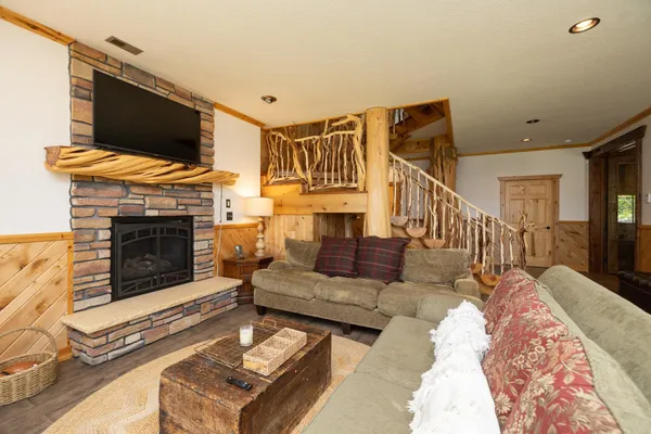 $1,995,000 | 9788 North Carlson Lane, Hayward, WI 54843