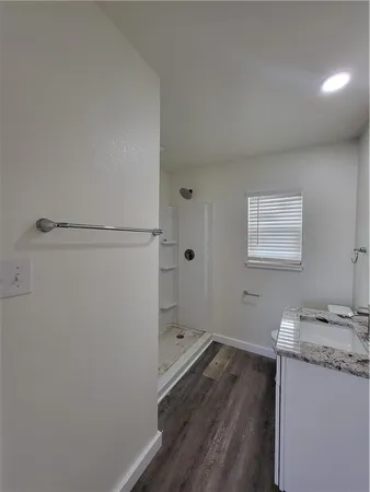 a view of utility room