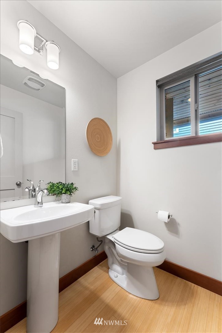 916 North 39th Street Seattle, WA 98103 - Photo 24 of 30