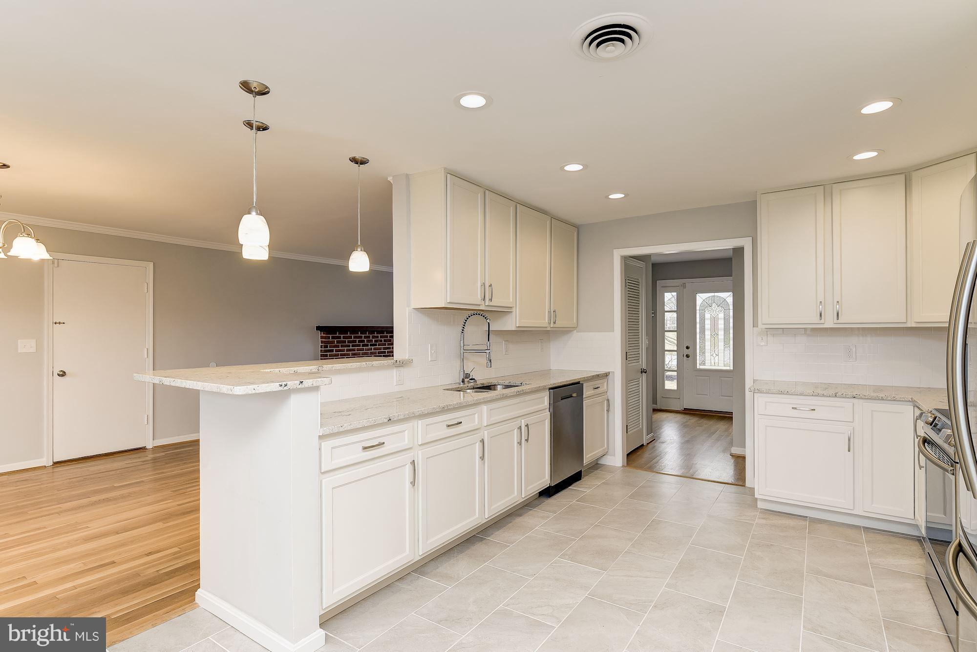 11114 Pool Road Cockeysville, MD 21030 - Photo 11 of 29 Kitchen