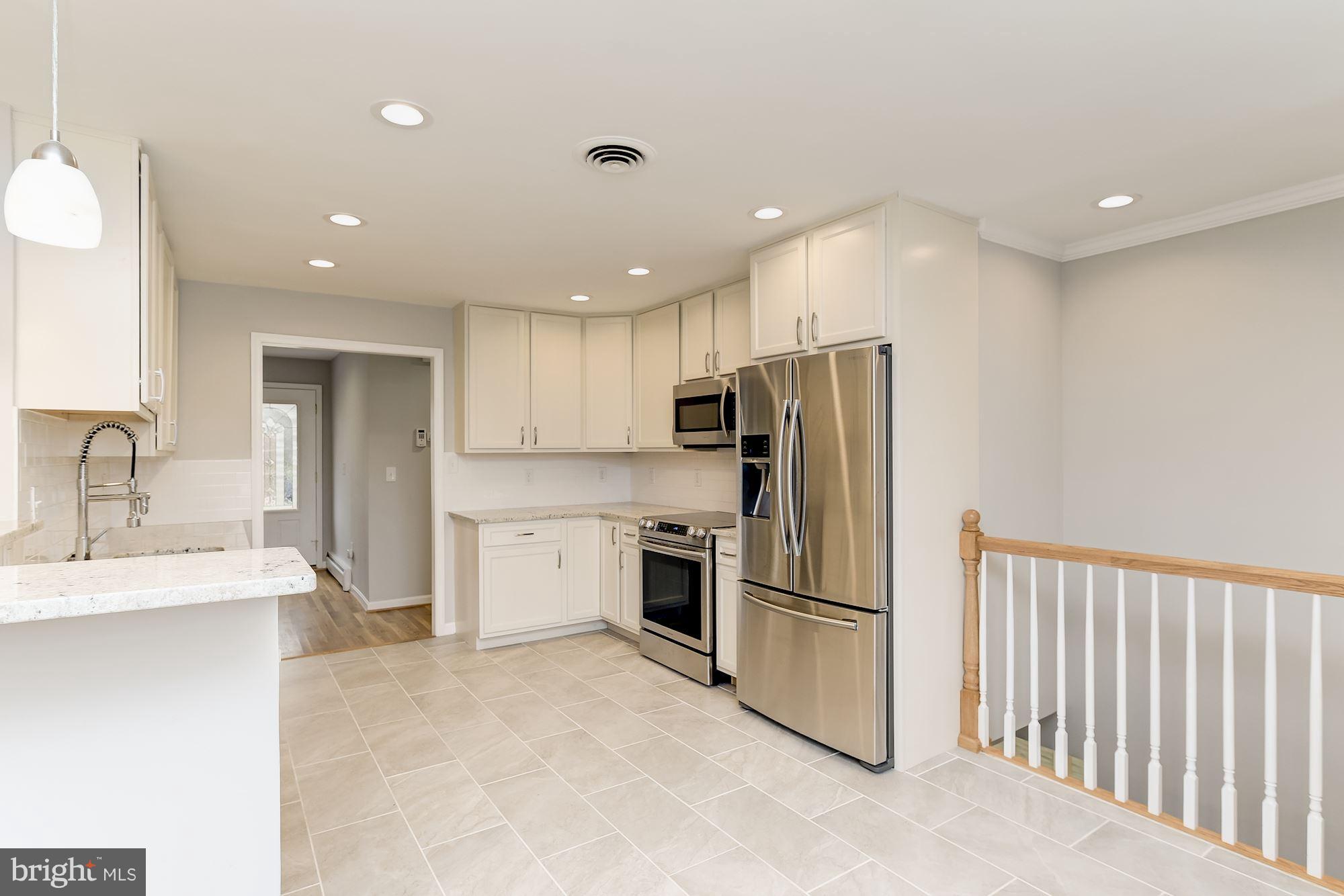 11114 Pool Road Cockeysville, MD 21030 - Photo 10 of 29 Kitchen