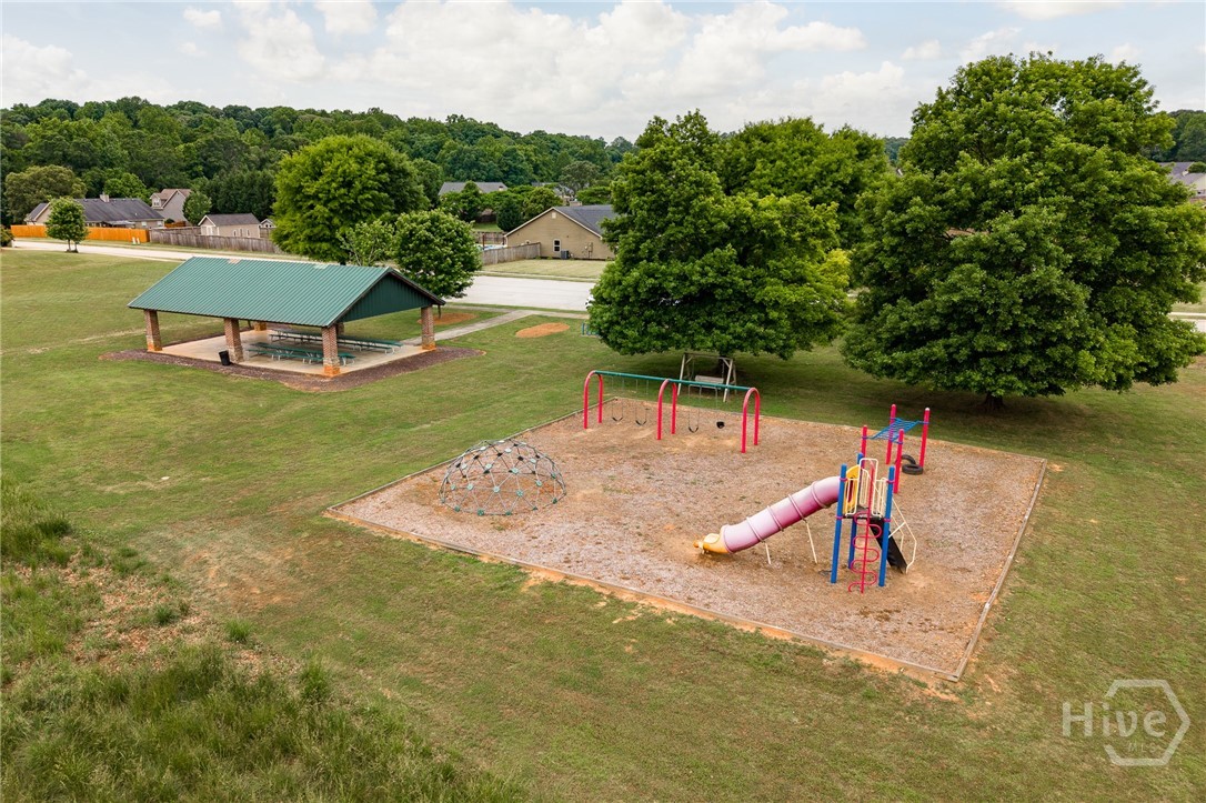 19 Lake Point Court Jefferson, GA 30549 - Photo 11 of 51