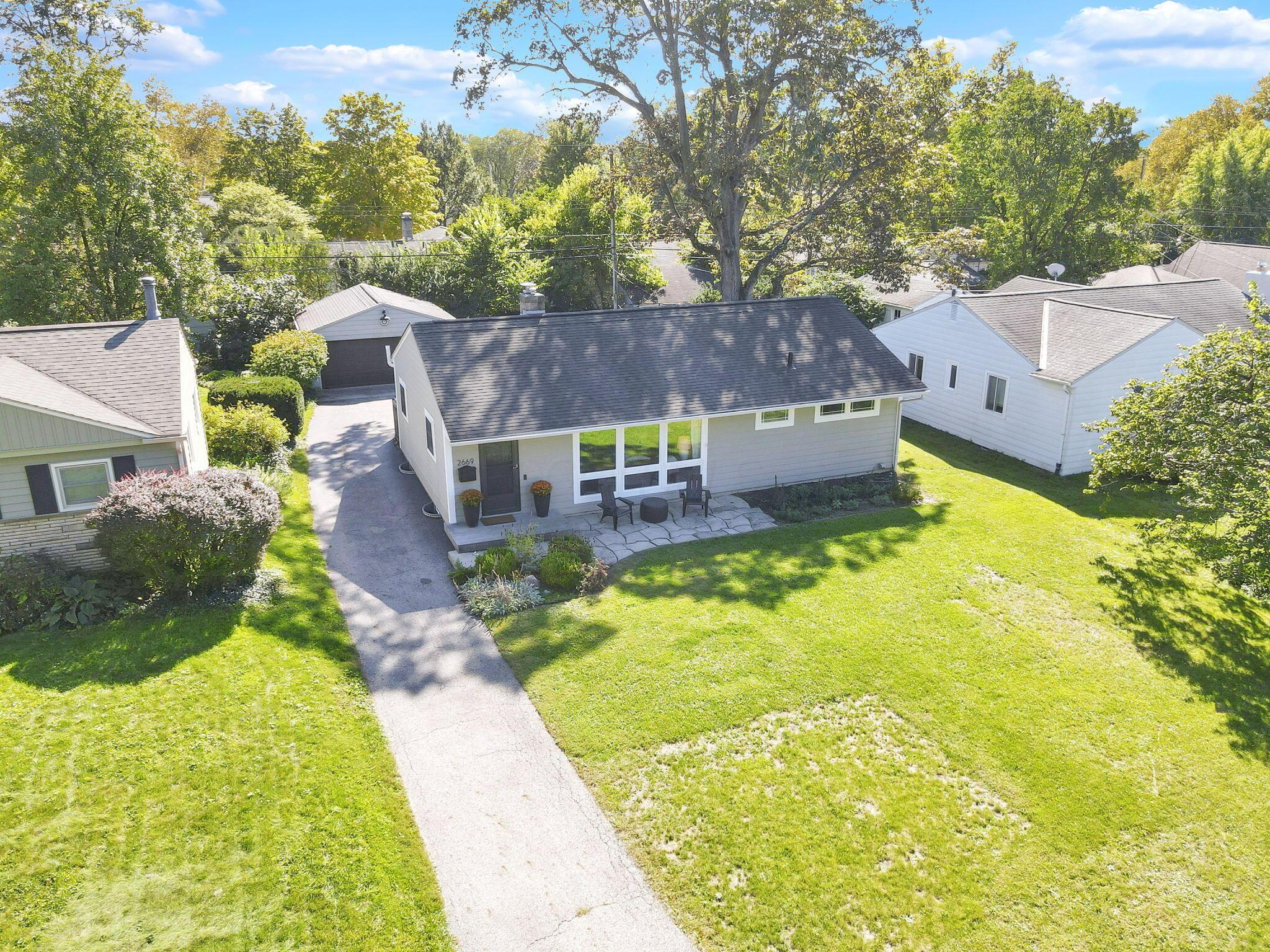 2669 Nottingham Road Columbus, OH 43221 - Photo 53 of 107 53-web-or-mls-DJI_0843