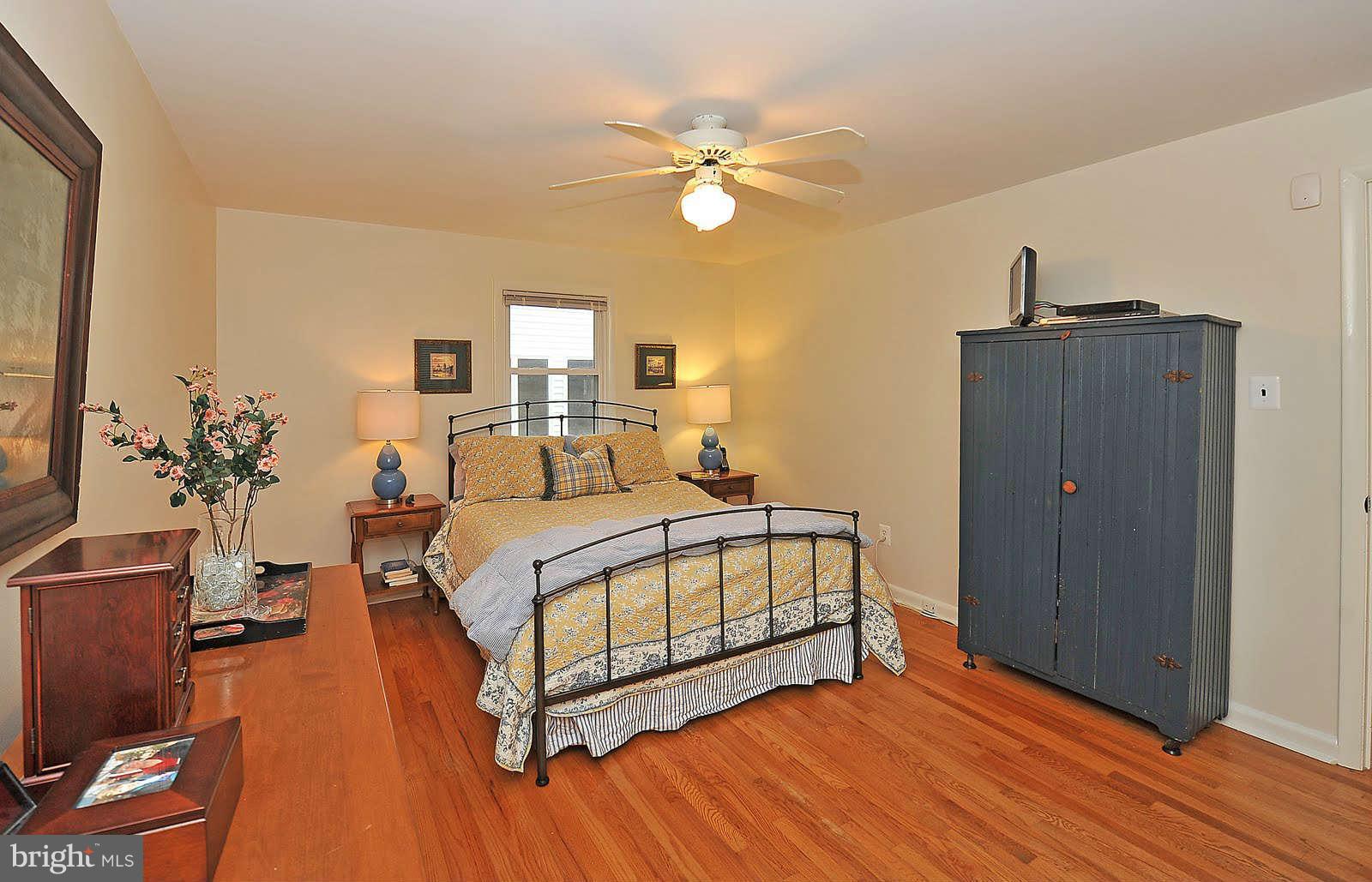 2328 Windsor Road Alexandria, VA 22307 - Photo 14 of 27 Bedroom (Master)