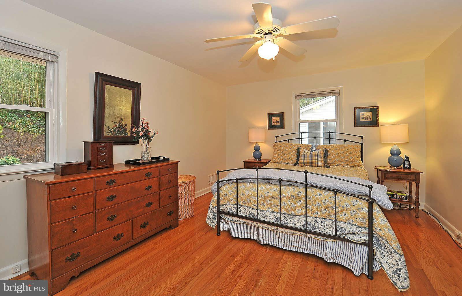 2328 Windsor Road Alexandria, VA 22307 - Photo 15 of 27 Bedroom (Master)