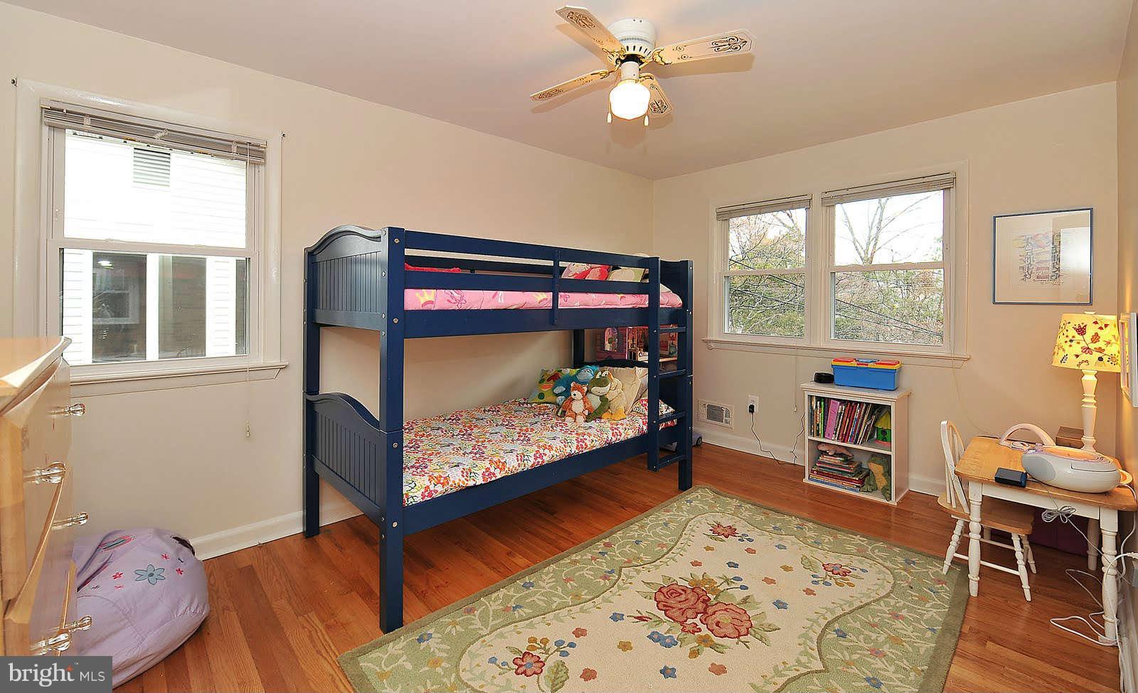 2328 Windsor Road Alexandria, VA 22307 - Photo 17 of 27 Bedroom