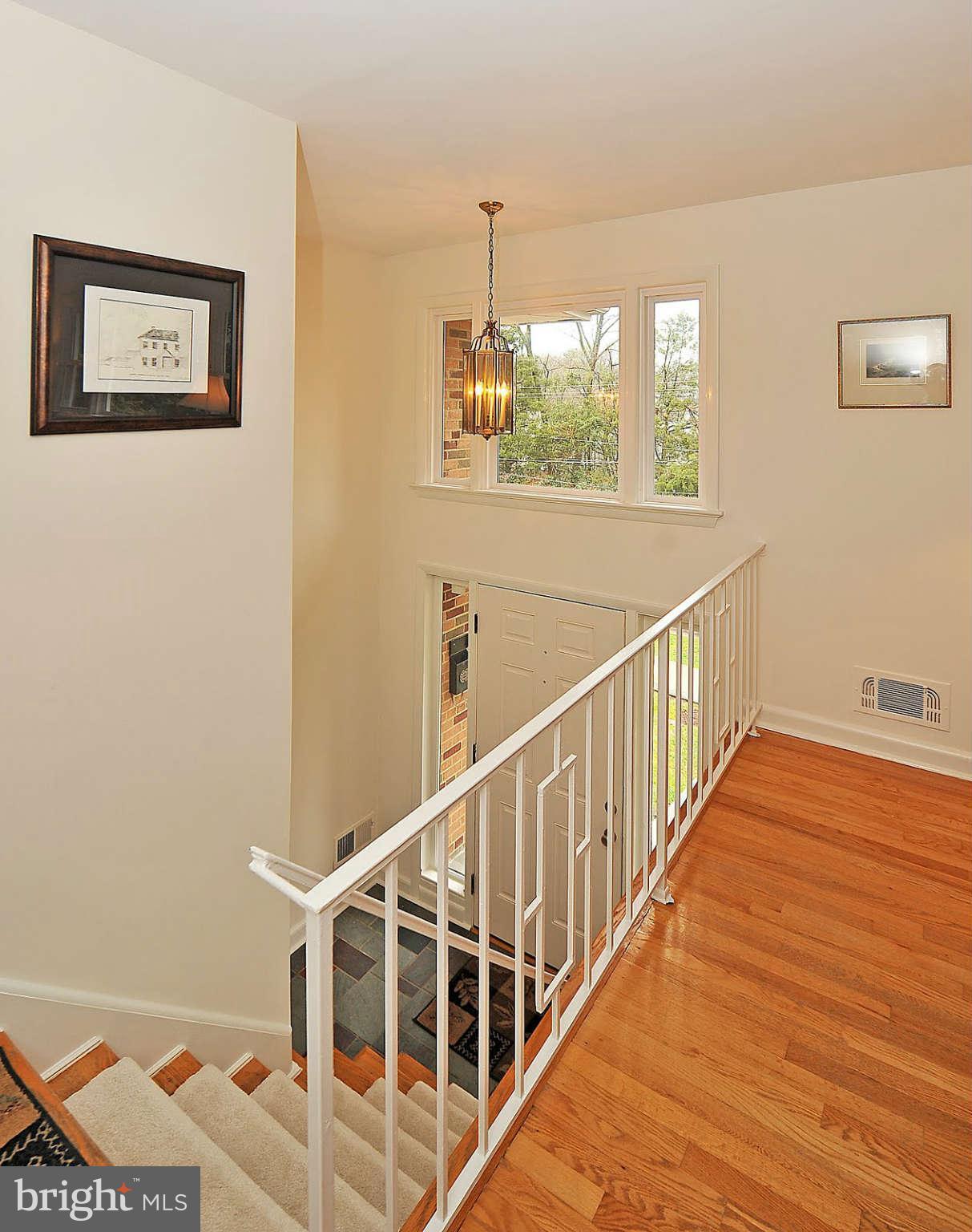 2328 Windsor Road Alexandria, VA 22307 - Photo 19 of 27 Stairs