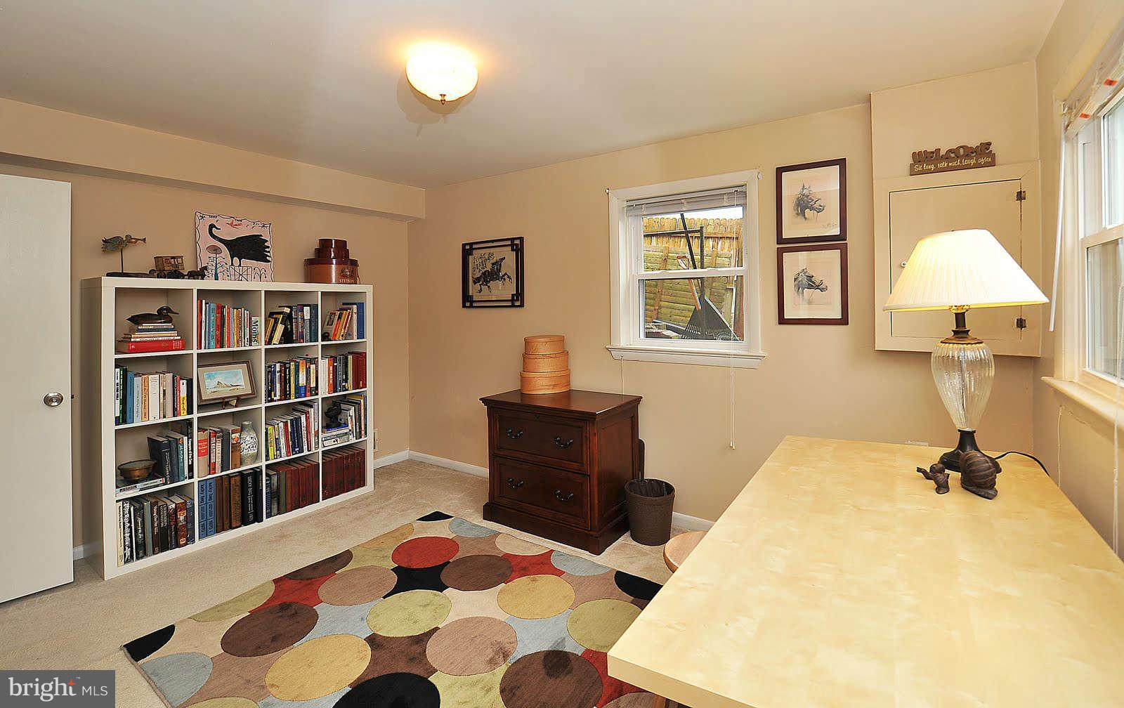 2328 Windsor Road Alexandria, VA 22307 - Photo 23 of 27 Bedroom