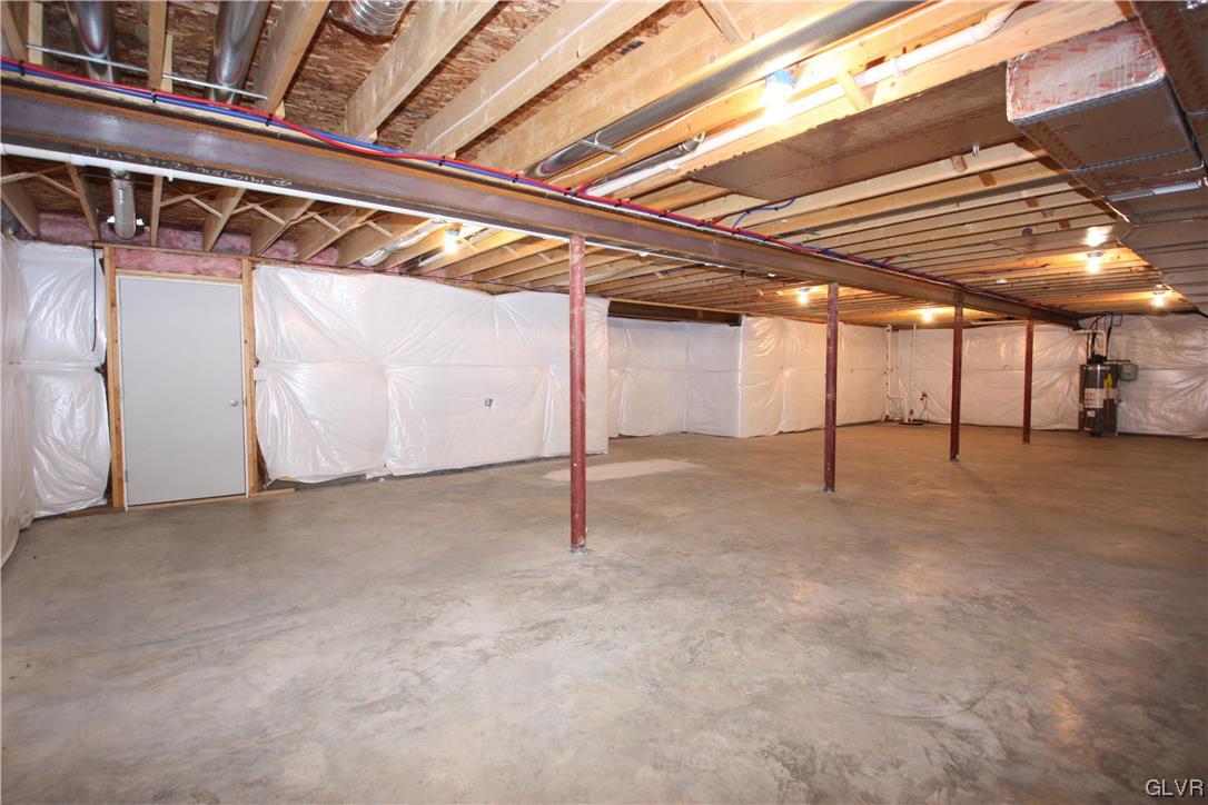 1109 Ridge Road Easton, PA 18045 - Photo 17 of 31 Gallery Image 17