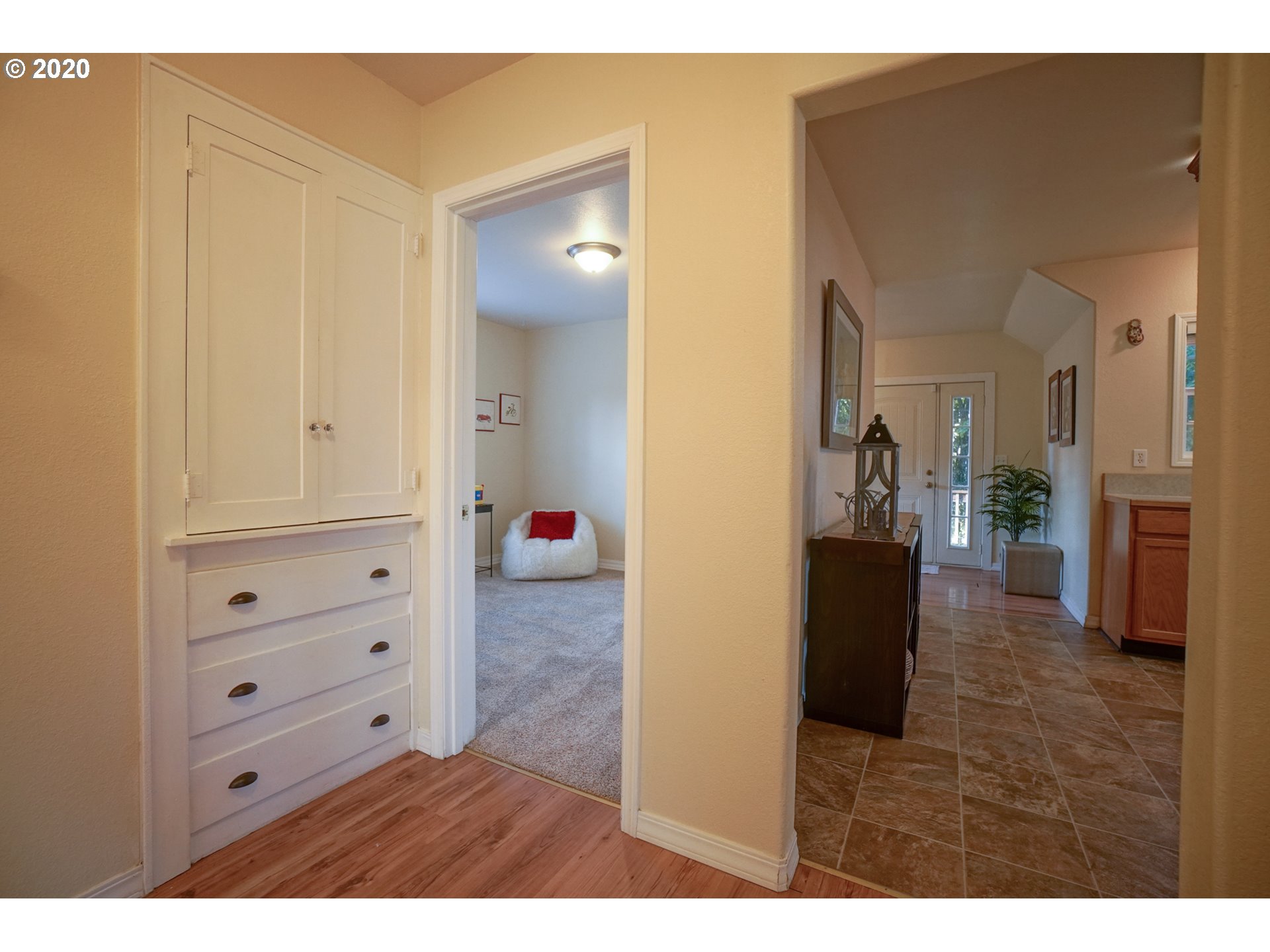 800 River Road Eugene, OR 97404 - Photo 22 of 32 Gallery Image 22