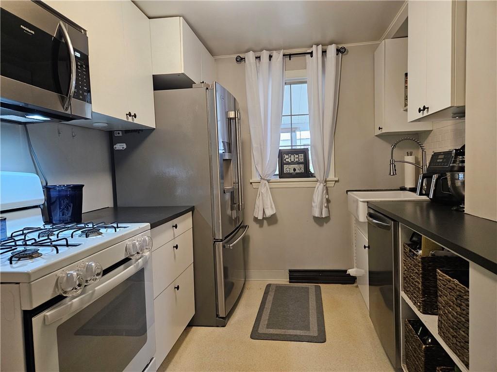 140 South Duffy Road Butler, PA 16001 - Photo 11 of 42 Galley Kitchen