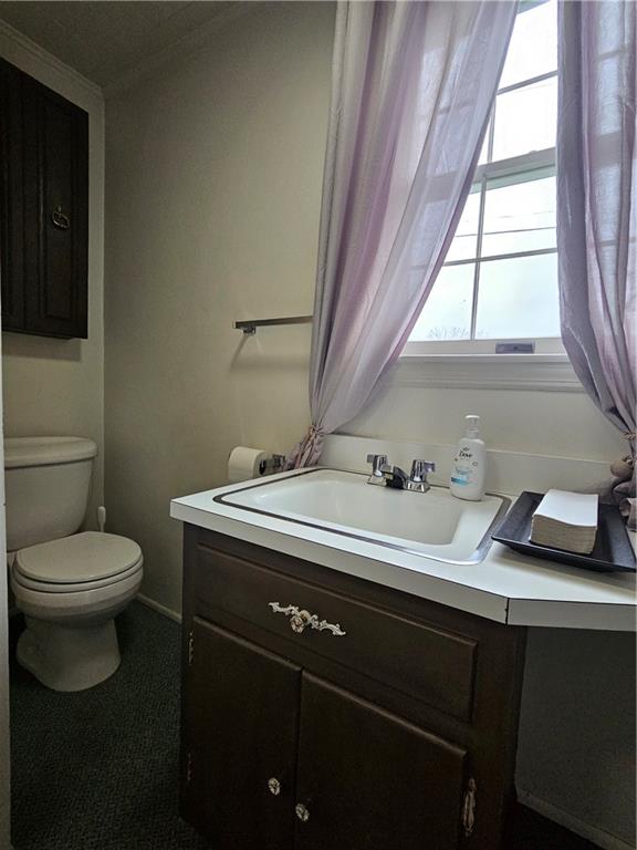140 South Duffy Road Butler, PA 16001 - Photo 31 of 42 Half bath