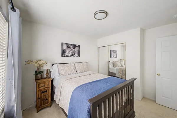 $2,900 | 7464 West Potter Drive, Glendale, AZ 85308