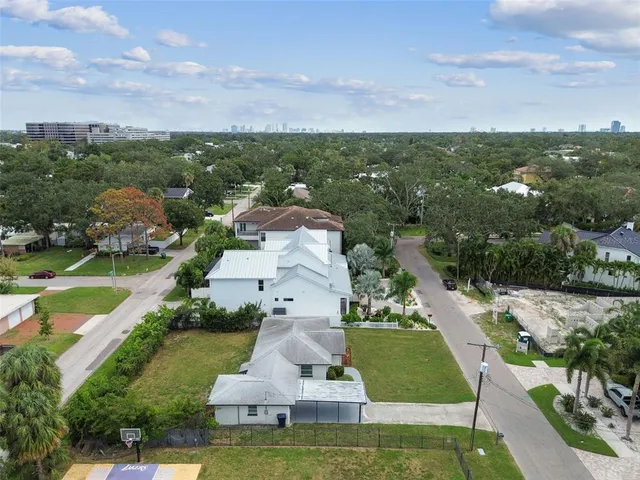 $3,945 | 5 West Spanish Main Street, Tampa, FL 33609