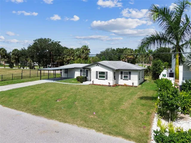 $3,945 | 5 West Spanish Main Street, Tampa, FL 33609