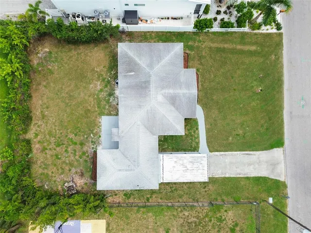 $3,945 | 5 West Spanish Main Street, Tampa, FL 33609