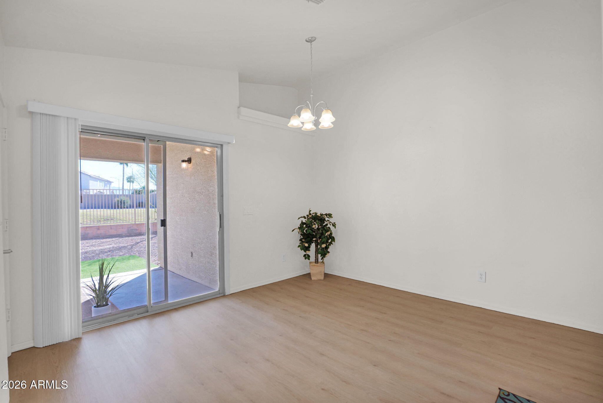 429 South Labelle Mesa, AZ 85208 - Photo 16 of 35 a view of an empty room with a window