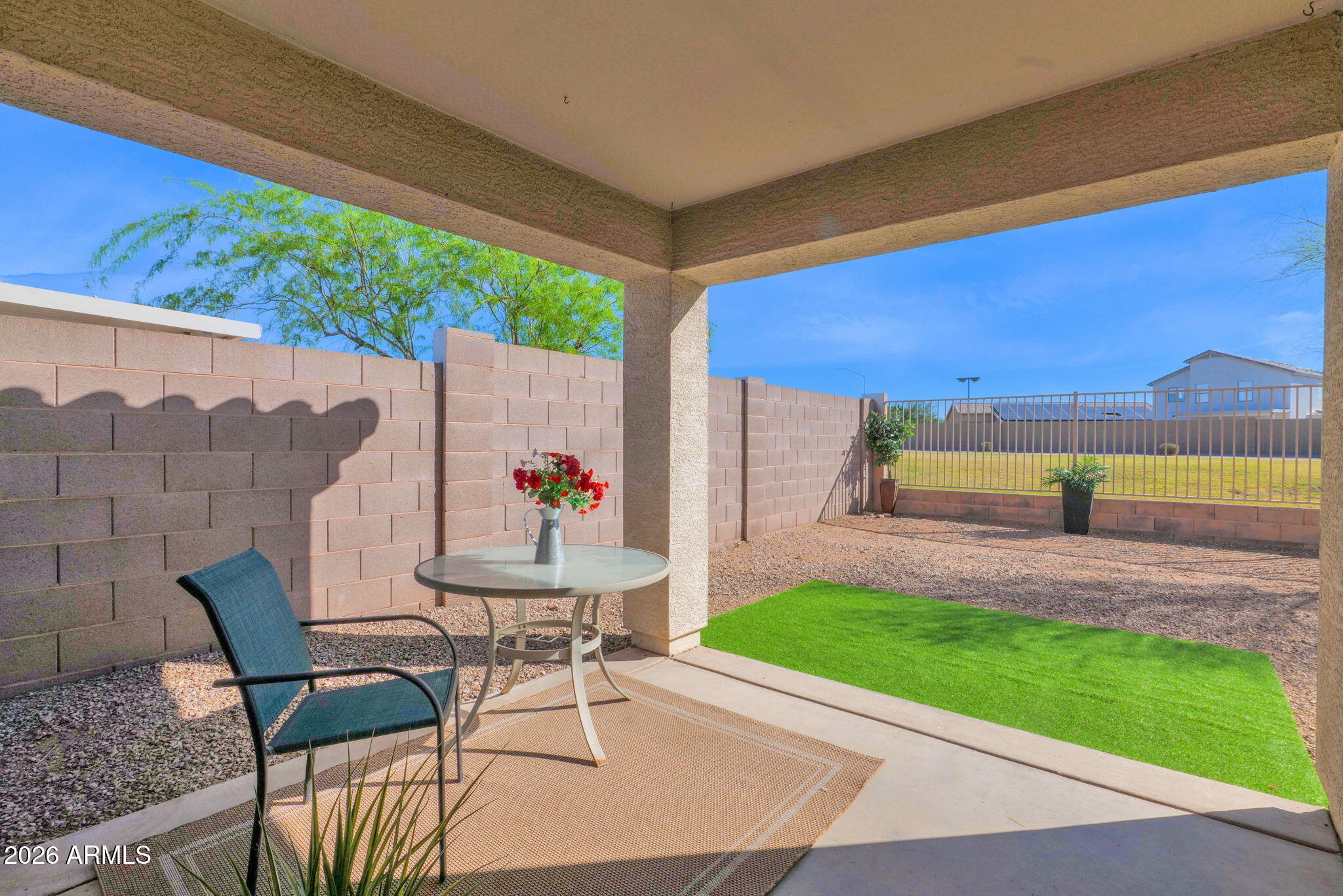 429 South Labelle Mesa, AZ 85208 - Photo 25 of 35 a view of a chairs and table in patio