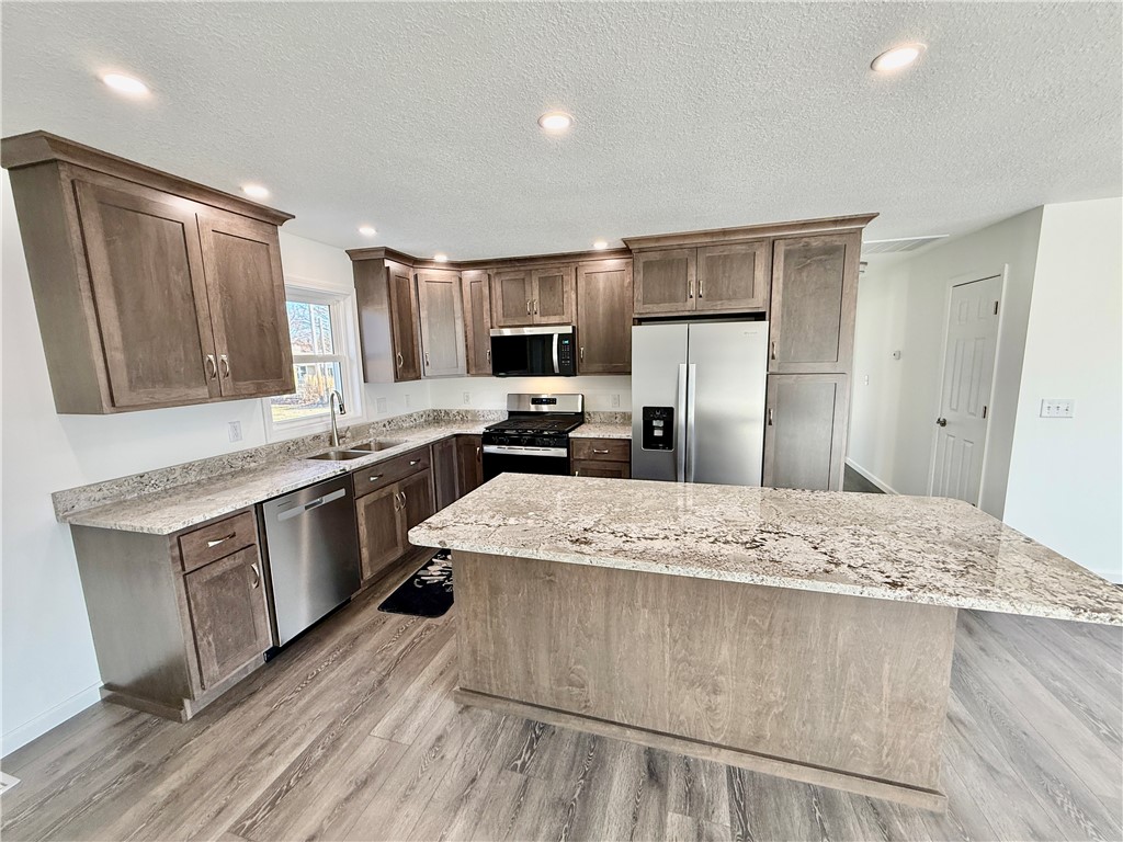 1952 South Westgate Drive Decatur, IL 62521 - Photo 4 of 24
