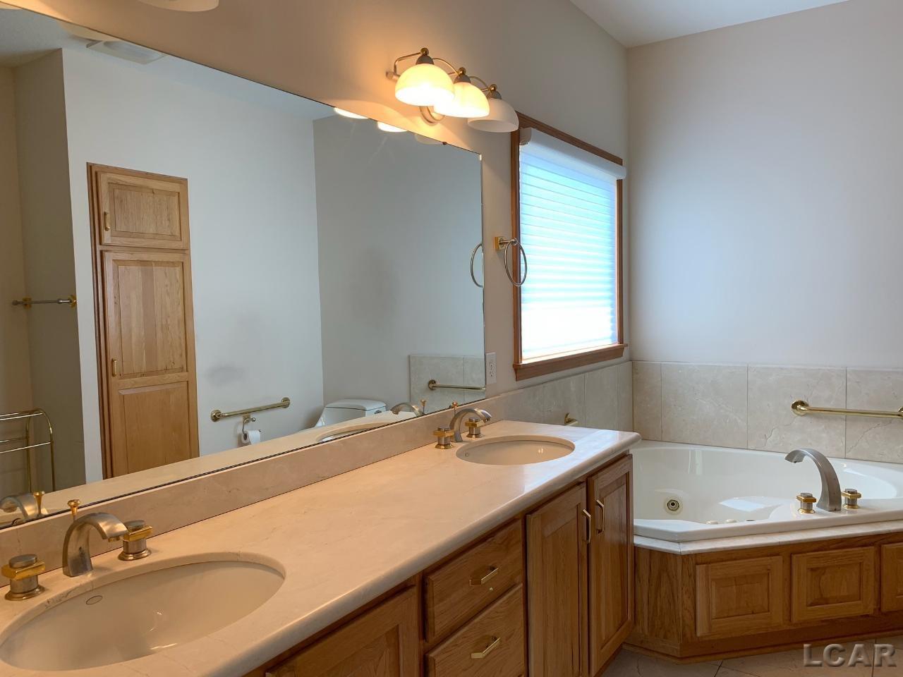 4254 Evergreen Road Adrian, MI 49221 - Photo 15 of 22