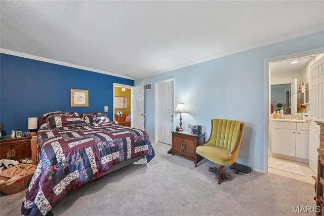 $379,900 | 4 Parkrose Court, Ballwin, MO 63011