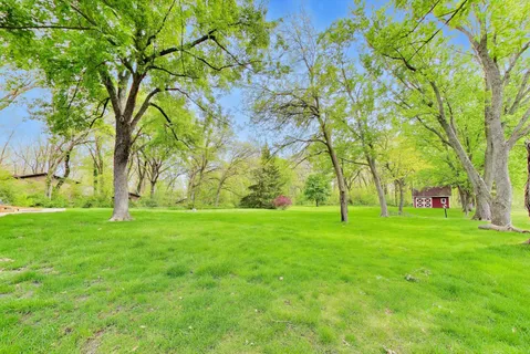 $300,000 | 26339 South Woodlawn Avenue, Crete, IL 60417