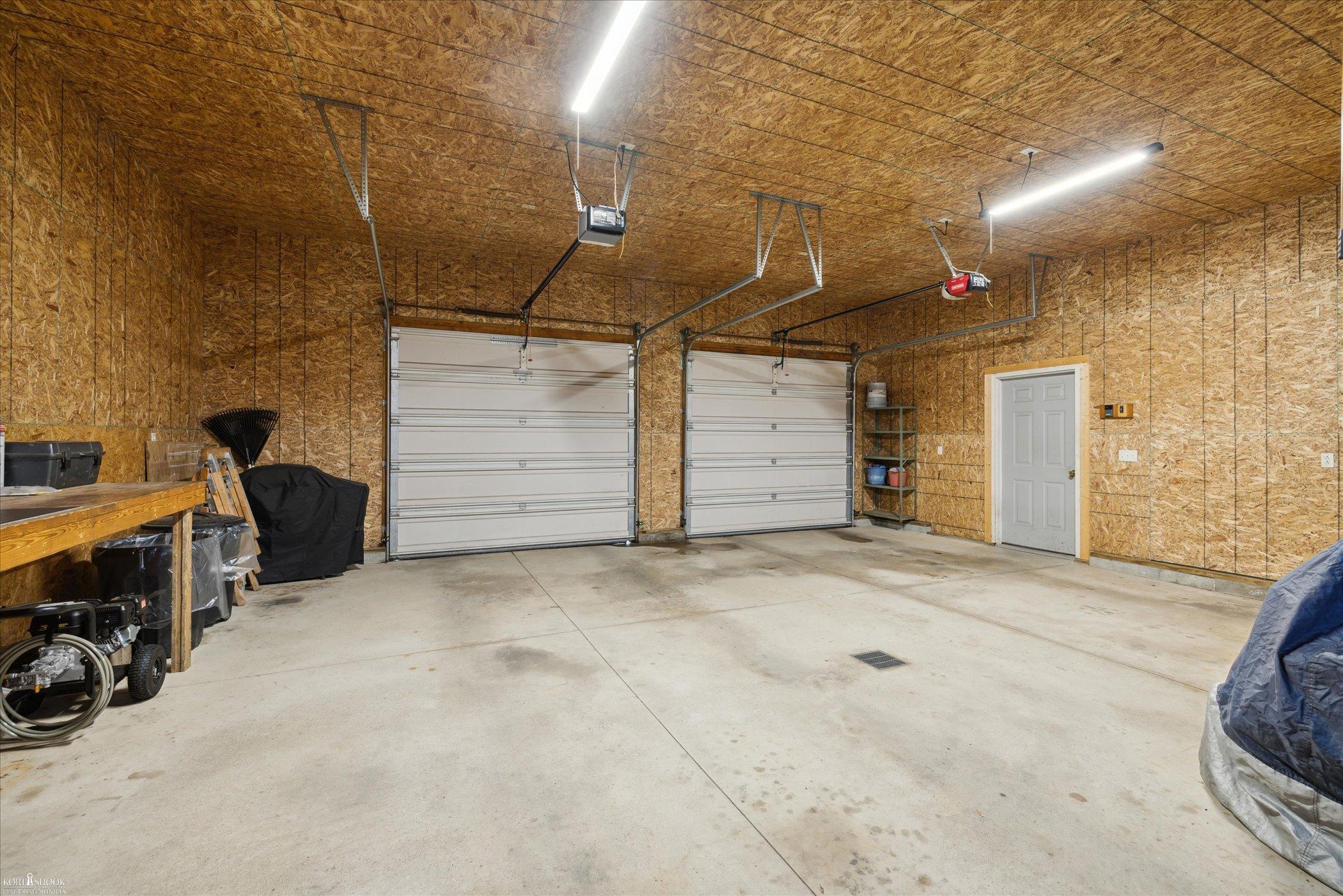 2638 Lyons Road Owosso, MI 48867 - Photo 34 of 36 50161233-4b64bac2-6efd-4e0a-8082-5631bb5d5638.JPG