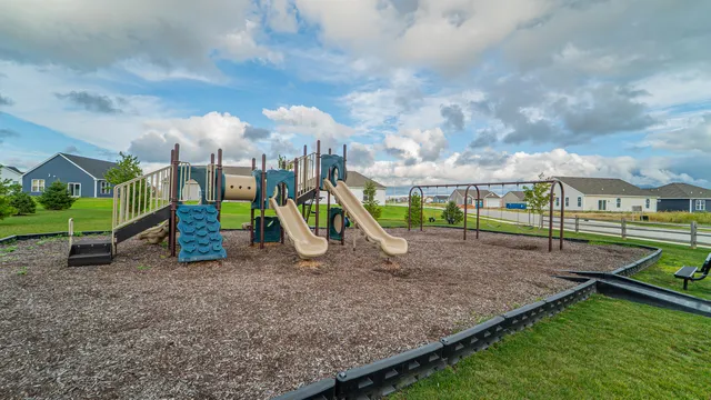 $330,000 | 6363 Glenbrook Avenue, Portage, IN 46368