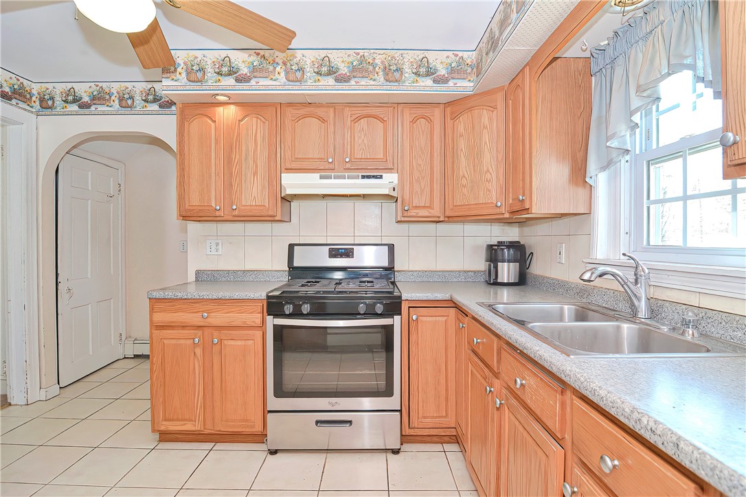 200 Old Mendon Road Cumberland, RI 02864 - Photo 6 of 39