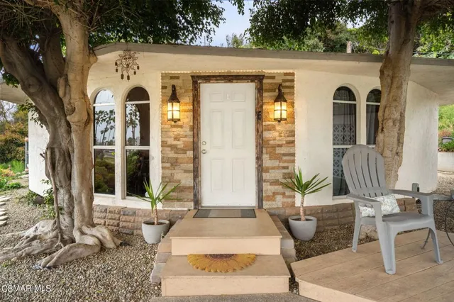 $1,190,000 | 2001 Alessandro Drive, Ventura, CA 93001