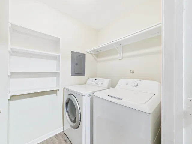 $1,400 | 12642 Ashford Meadow Drive, Unit D, Houston, TX 77082