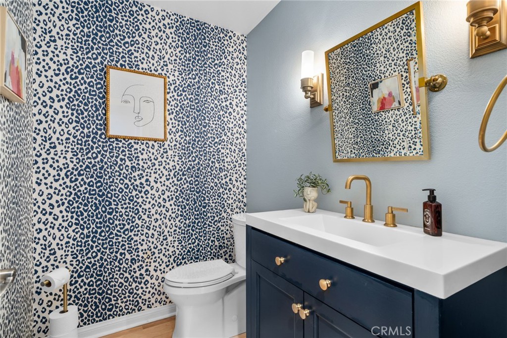 5497 Glen Ridge Court Rancho Cucamonga, CA 91739 - Photo 11 of 70 main floor powder room