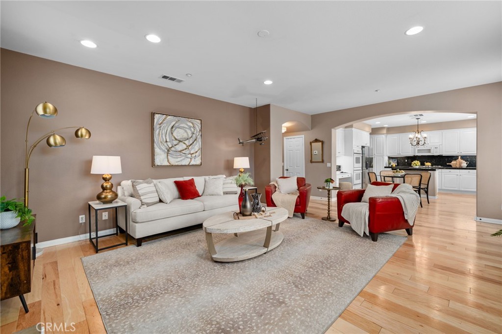 5497 Glen Ridge Court Rancho Cucamonga, CA 91739 - Photo 15 of 70 family room to kitchen