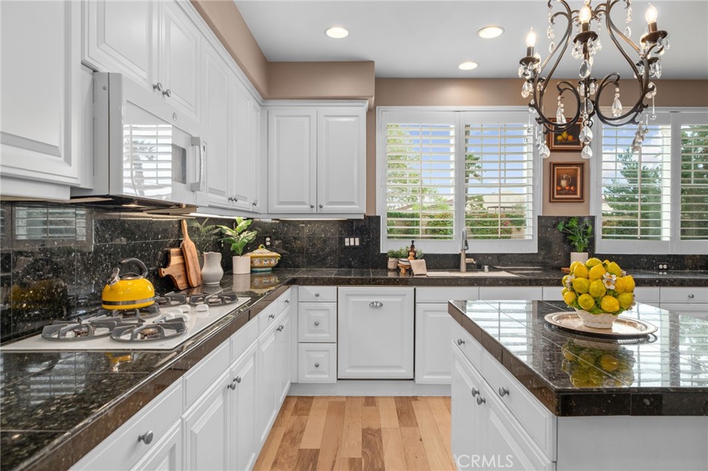 5497 Glen Ridge Court Rancho Cucamonga, CA 91739 - Photo 19 of 70 beautiful views to backyard