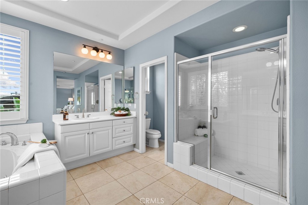 5497 Glen Ridge Court Rancho Cucamonga, CA 91739 - Photo 31 of 70 walk in shower and privacy door