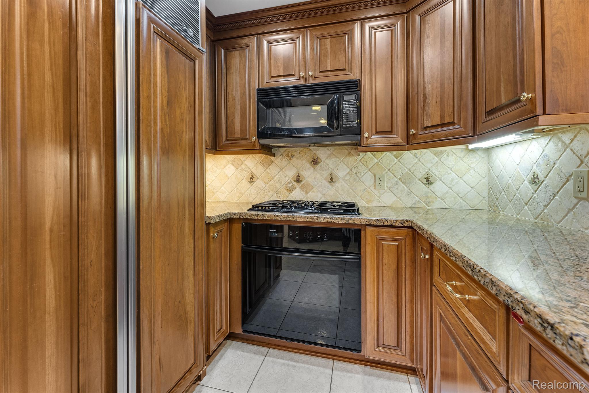 10840 Reeck Road Allen Park, MI 48101 - Photo 12 of 54 Gallery Image 12